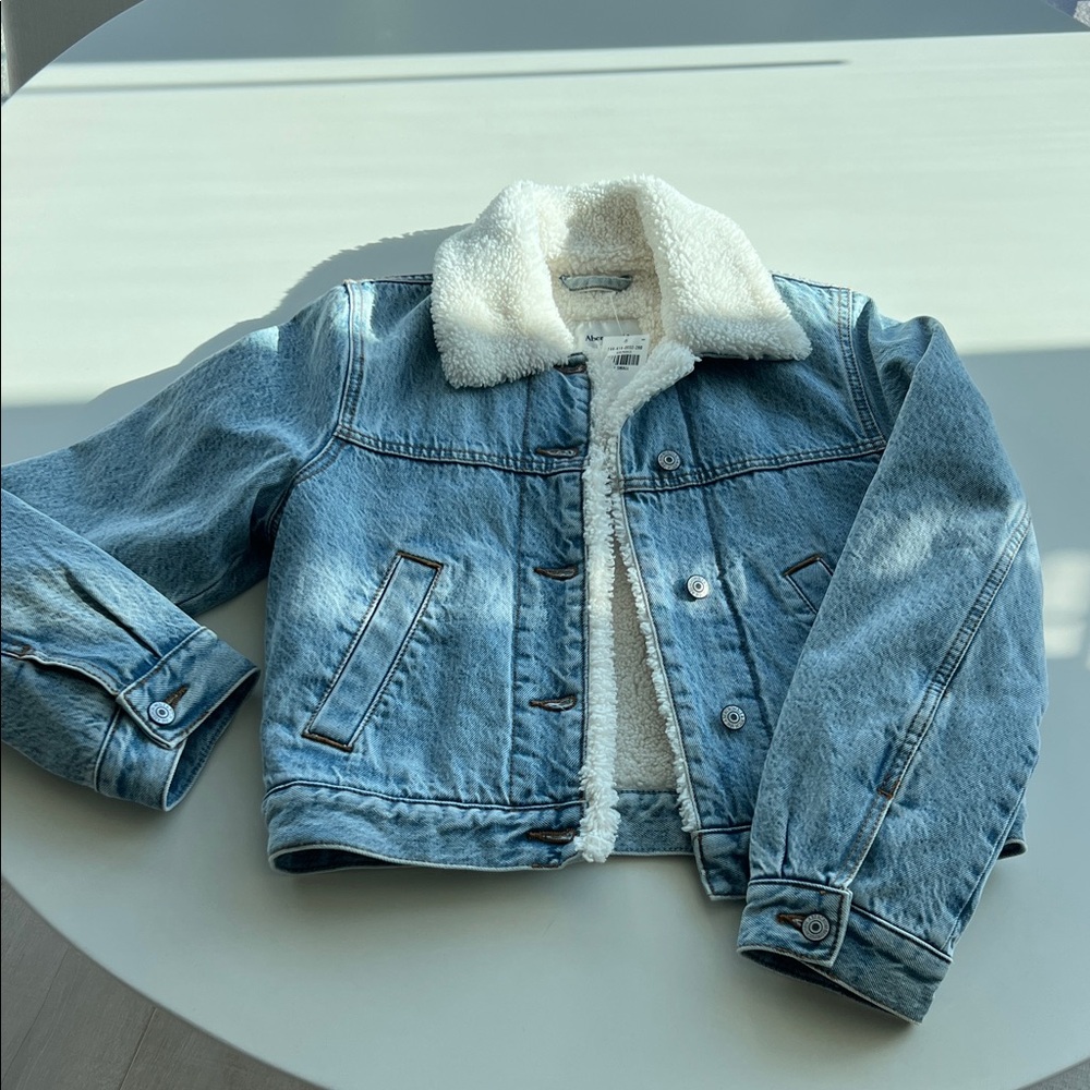 Abercrombie & Fitch Light Blue Denim Jacket with White Sherpa